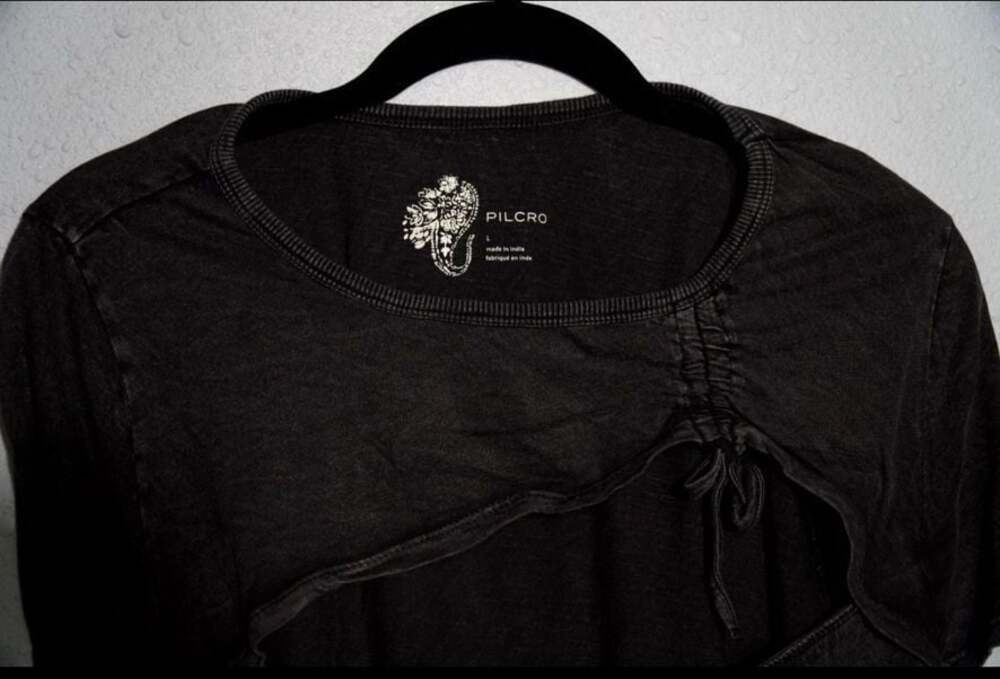 Pilcro Anthropologie women’s Washed Black Open Front Cutout Tie Top Y2K Grunge
